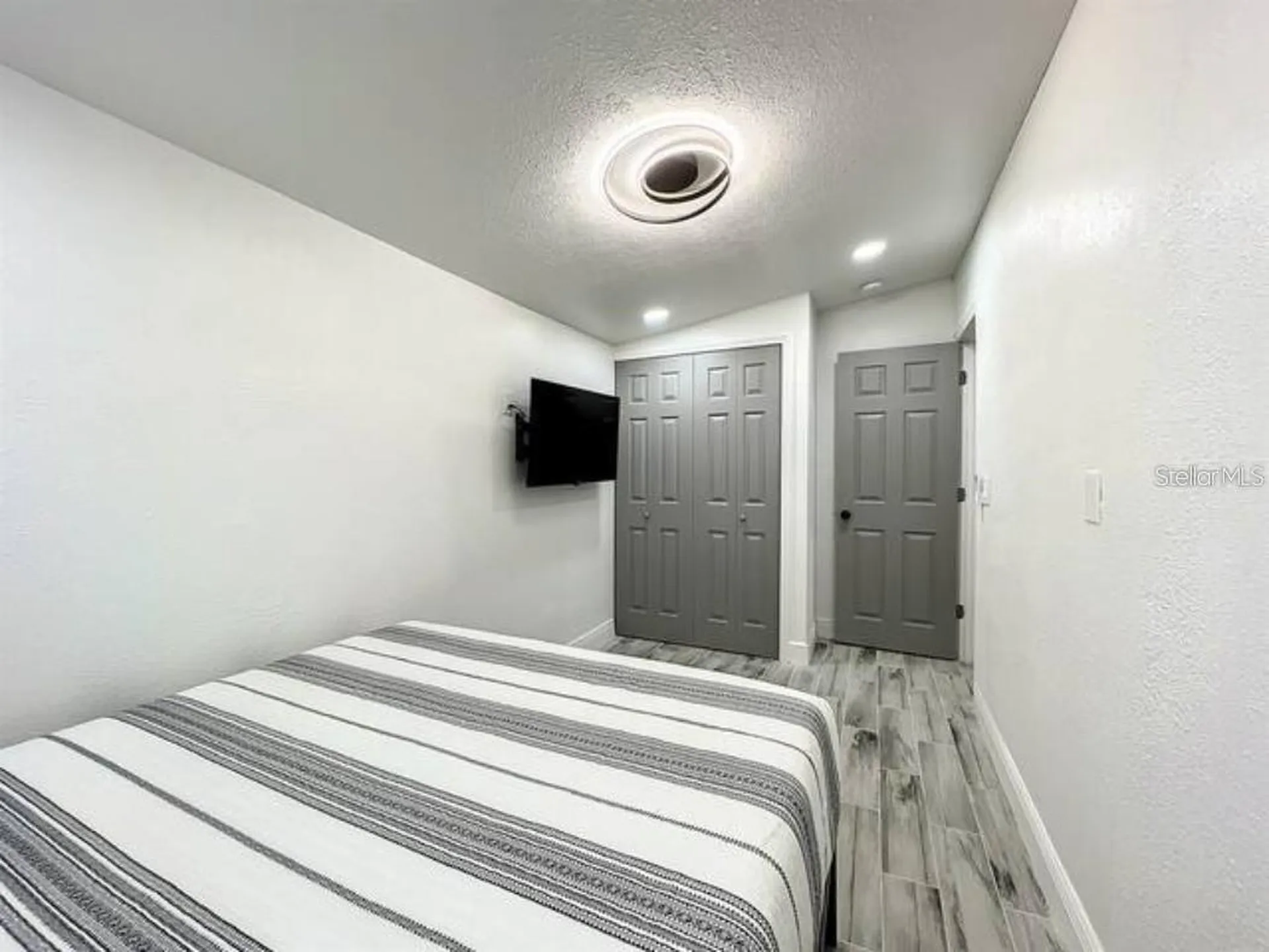 2008 Page Avenue Orlando FL 32806