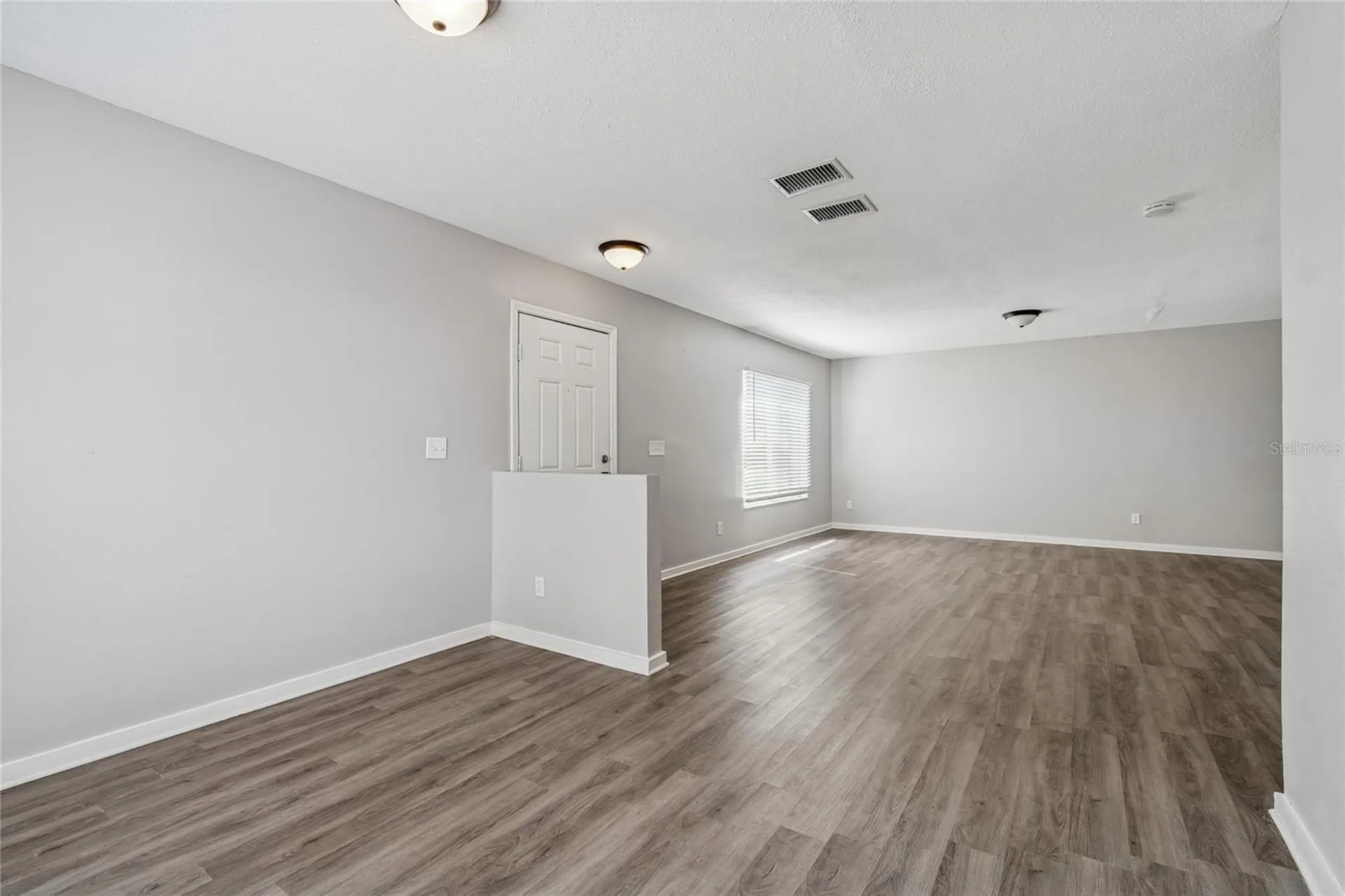 7402 E Bank Drive Tampa FL 33617