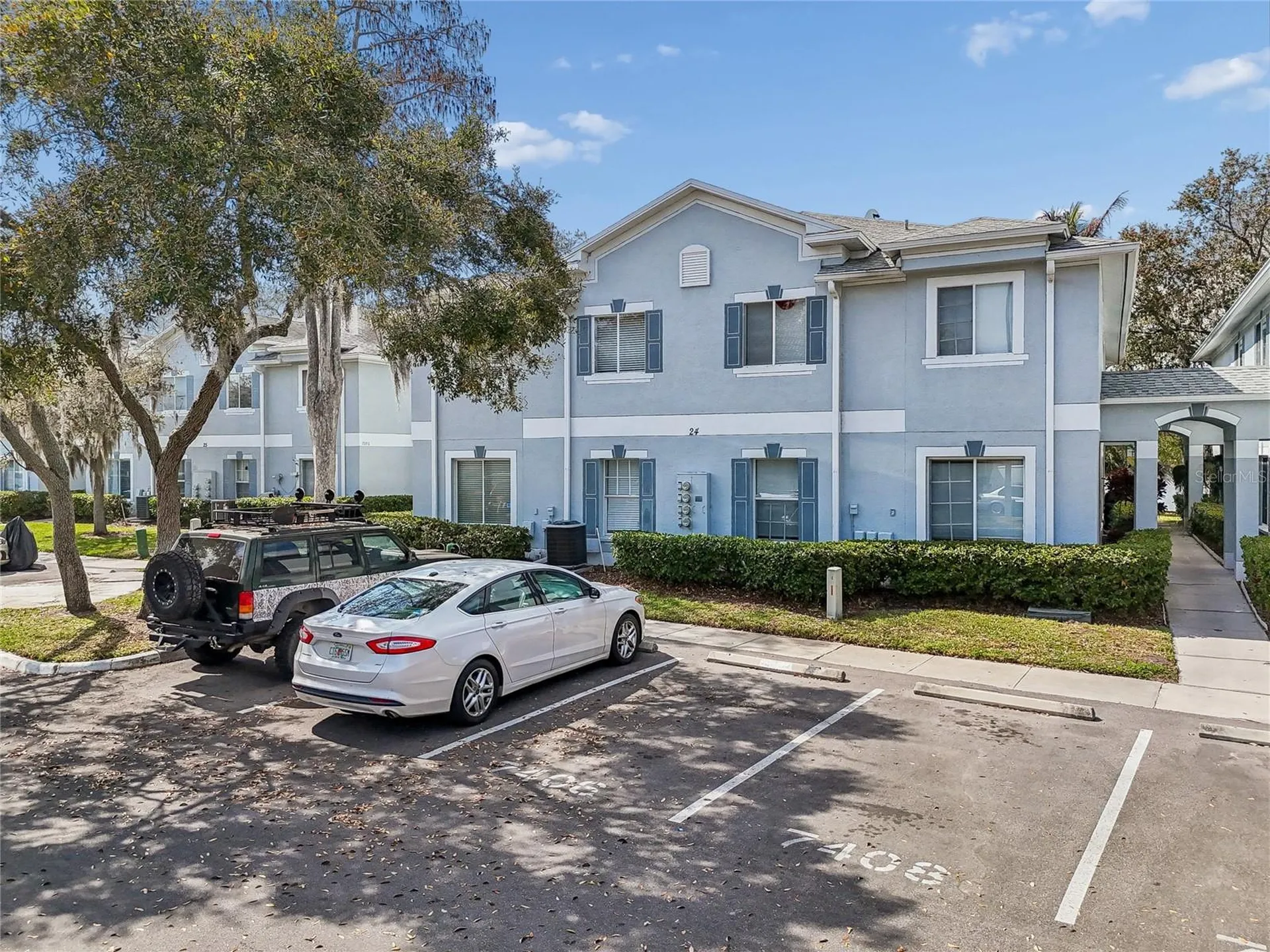 7402 E Bank Drive Tampa FL 33617