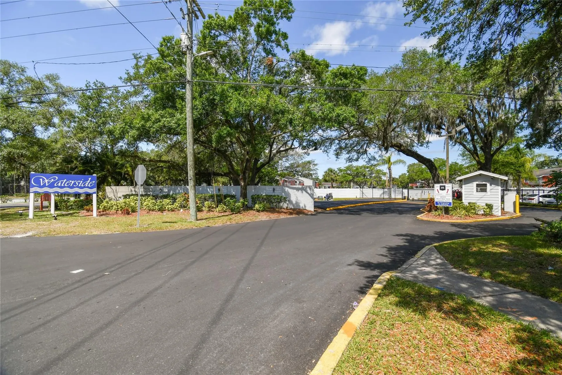 7402 E Bank Drive Tampa FL 33617