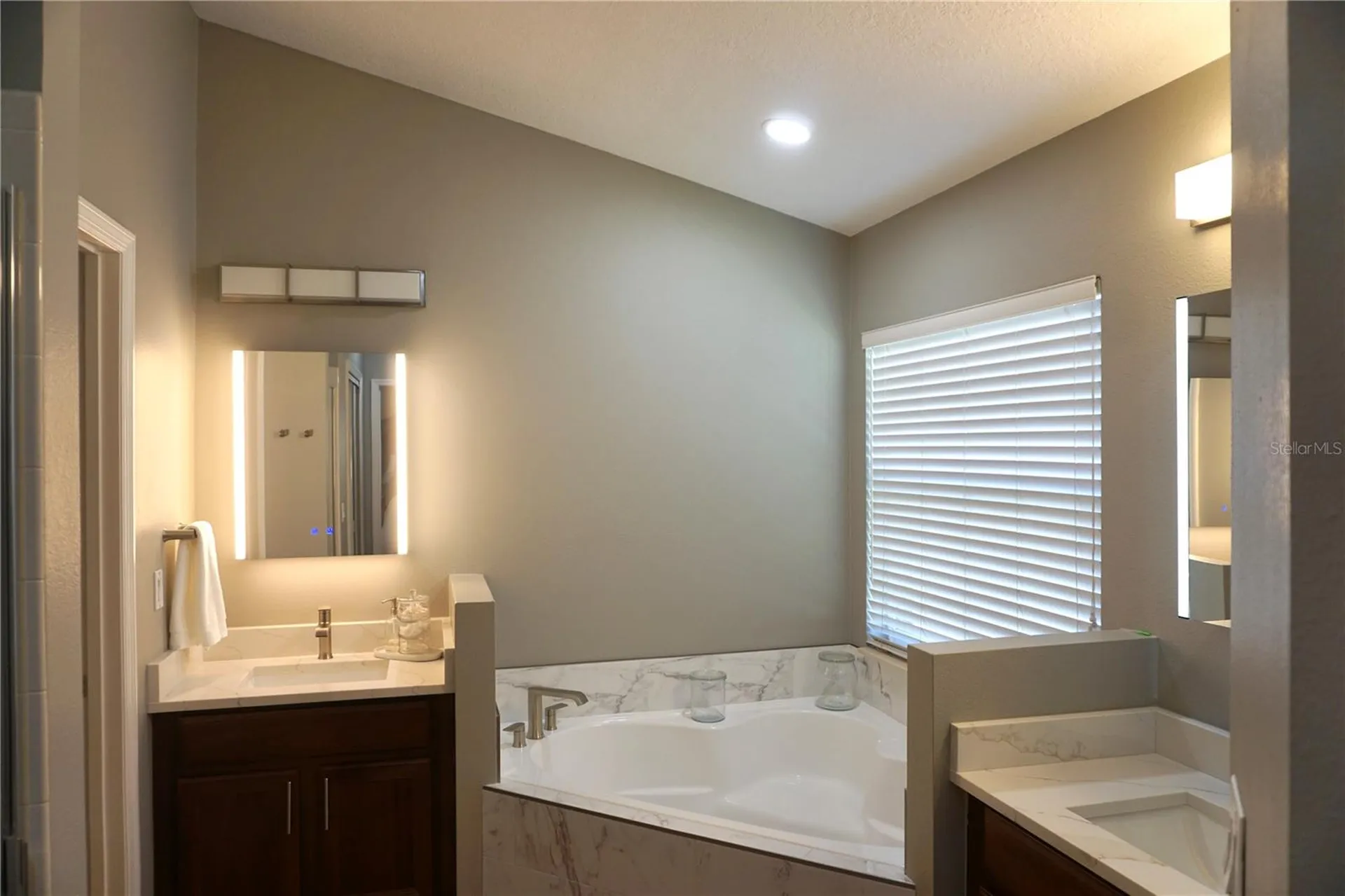 9991 Brodbeck Boulevard Orlando FL 32832