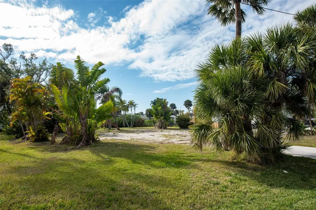 46 Harbor Lane Englewood FL 34223