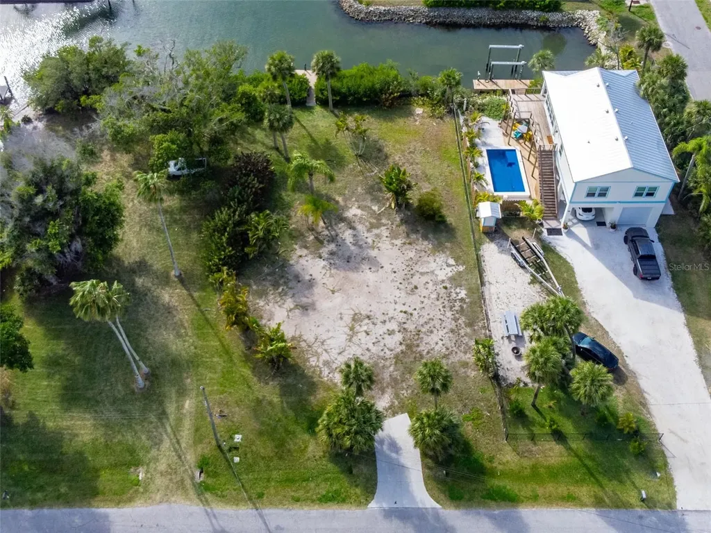 46 Harbor Lane Englewood FL 34223