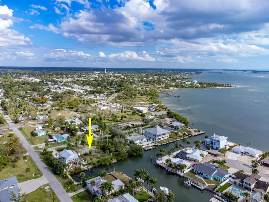 46 Harbor Lane Englewood FL 34223