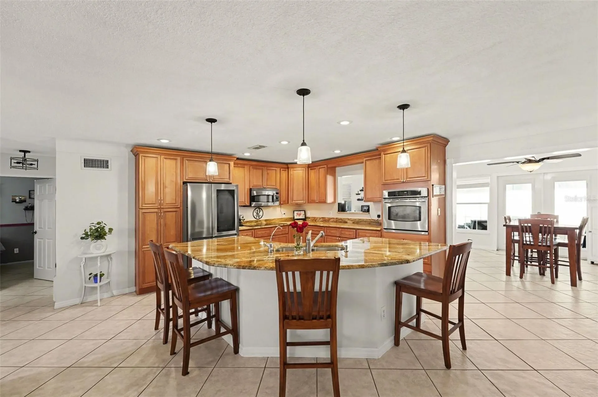 11653 Pinedale Avenue Seminole FL 33772