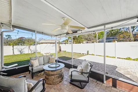 11653 Pinedale Avenue Seminole FL 33772