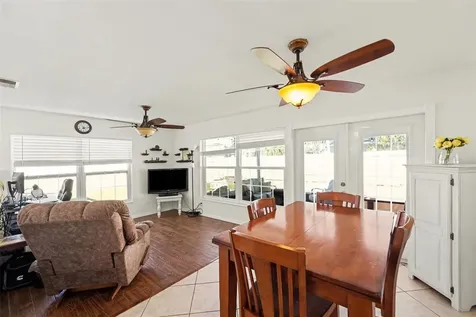 11653 Pinedale Avenue Seminole FL 33772