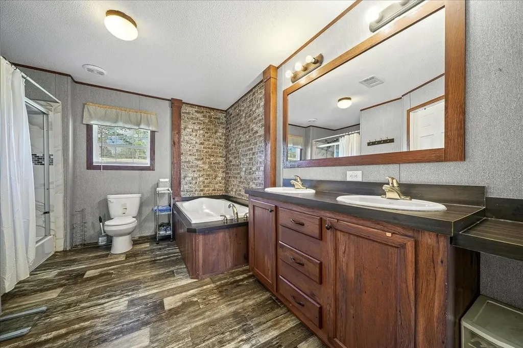 6270 SE 147th Court Morriston FL 32668