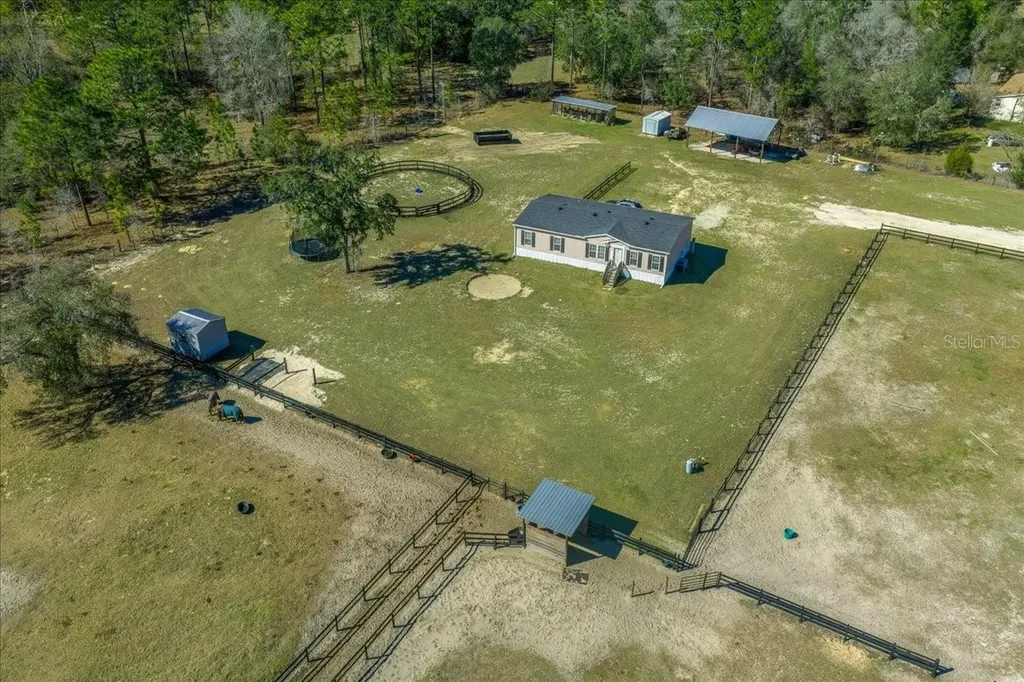 6270 SE 147th Court Morriston FL 32668