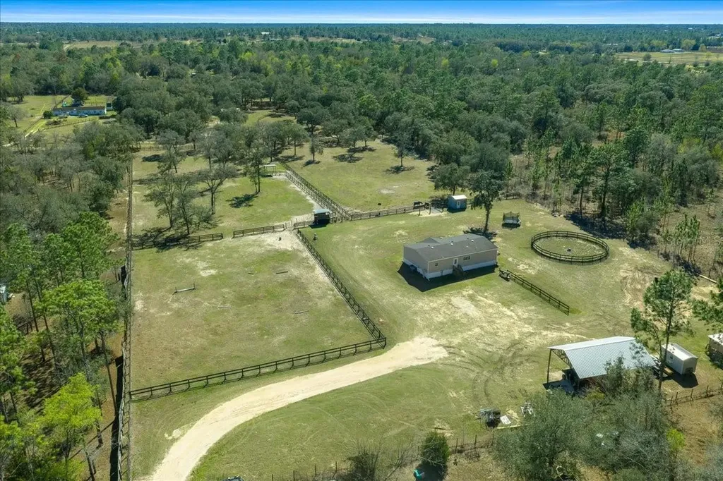 6270 SE 147th Court Morriston FL 32668