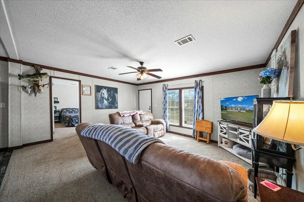 6270 SE 147th Court Morriston FL 32668