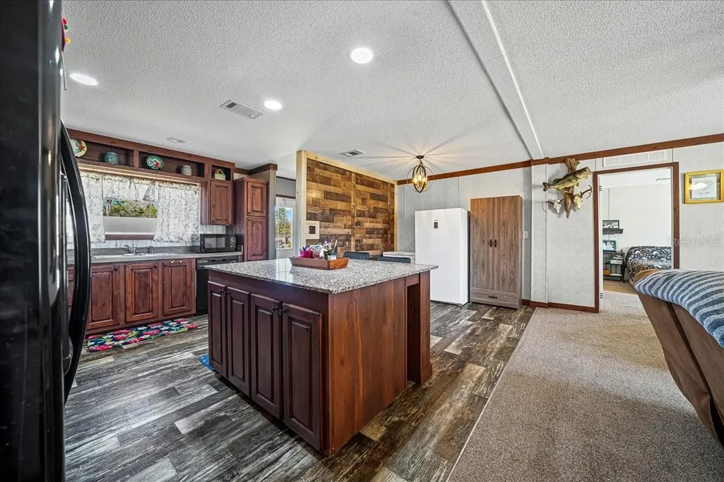 6270 SE 147th Court Morriston FL 32668