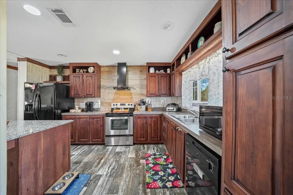 6270 SE 147th Court Morriston FL 32668