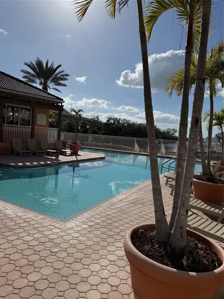 5000 Culbreath Key Way Tampa FL 33611