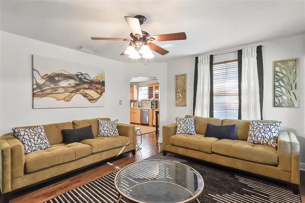1108 E Chelsea Street Tampa FL 33603