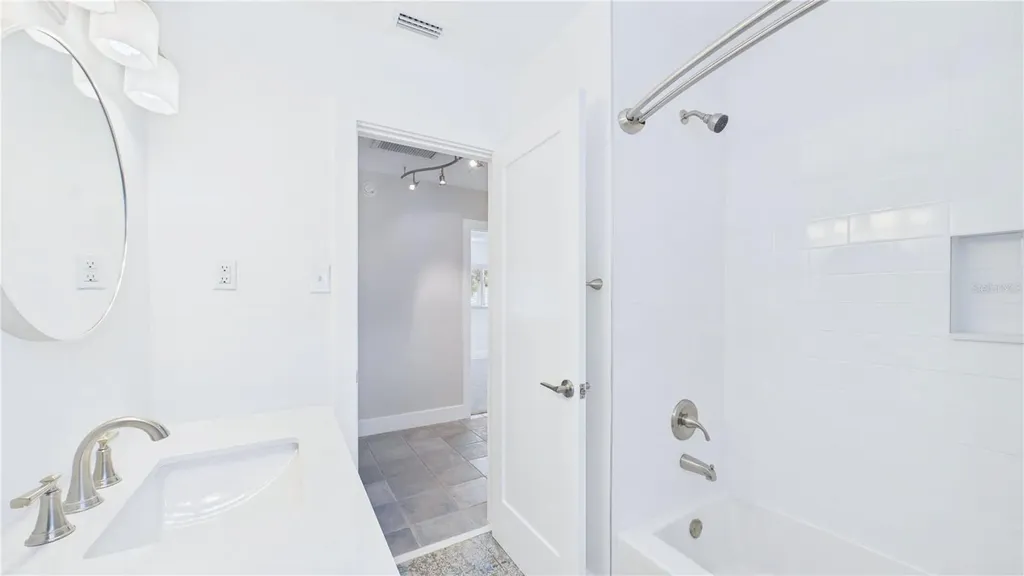 2807 45th Street S Gulfport FL 33711