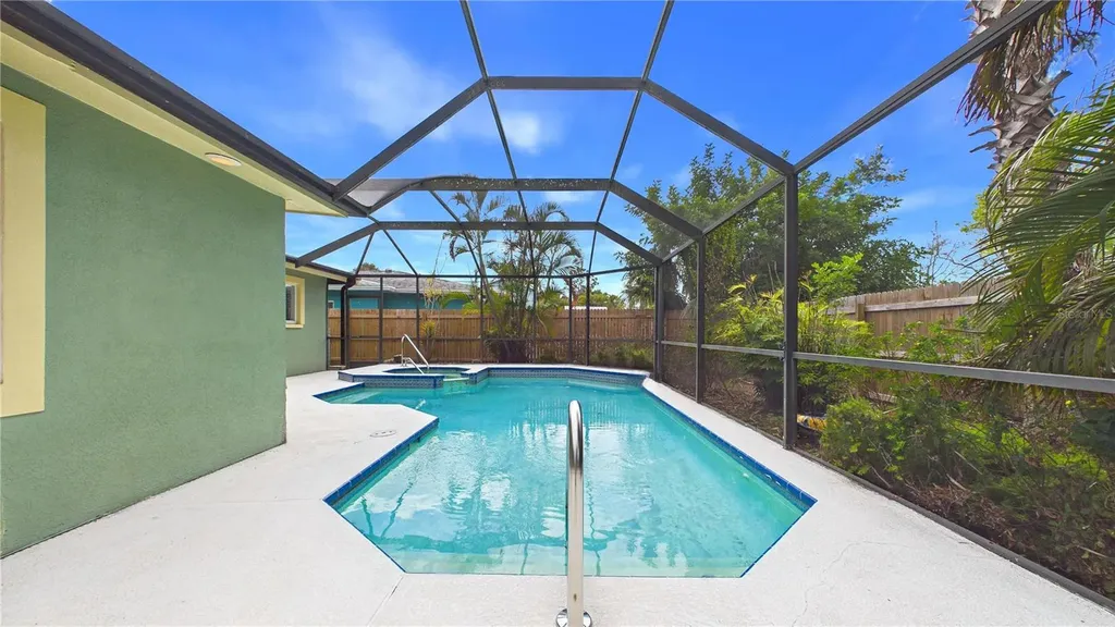 2807 45th Street S Gulfport FL 33711
