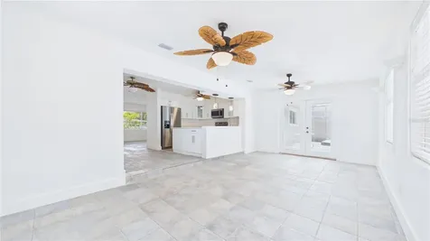 2807 45th Street S Gulfport FL 33711