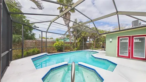 2807 45th Street S Gulfport FL 33711