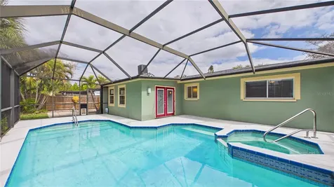 2807 45th Street S Gulfport FL 33711
