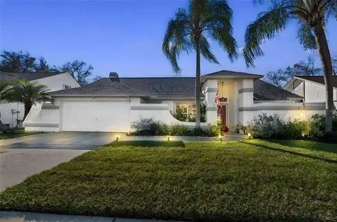 15830 Glenarn Drive Tampa FL 33618
