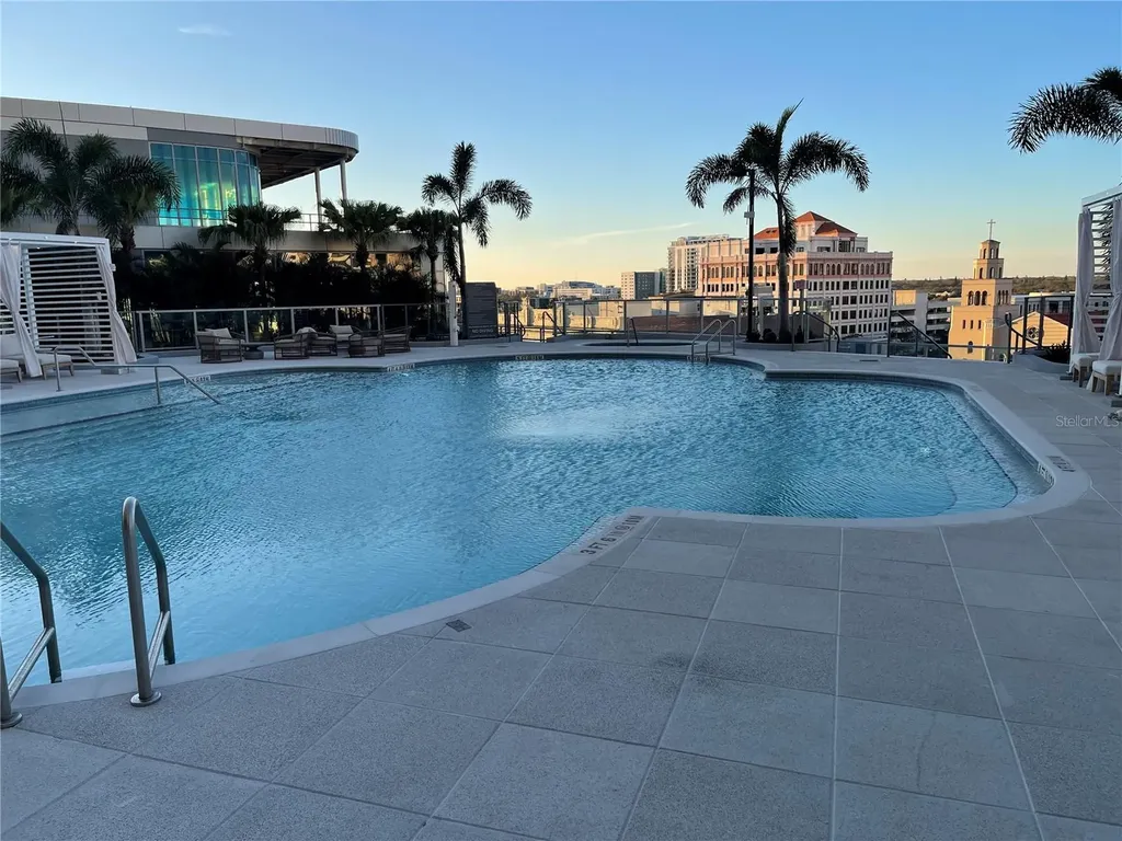 400 Central Avenue St Petersburg FL 33701