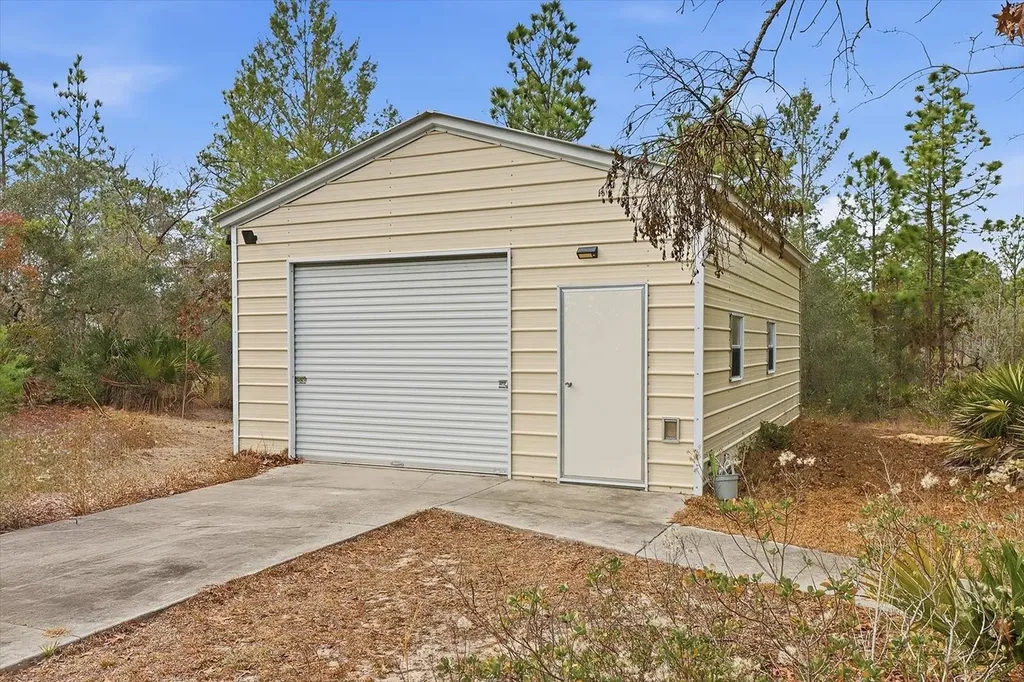 7545 N Damascus Avenue Dunnellon FL 34433
