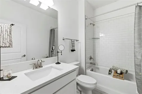 10499 Gable Dig Loop San Antonio FL 33576