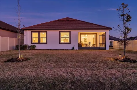 10499 Gable Dig Loop San Antonio FL 33576