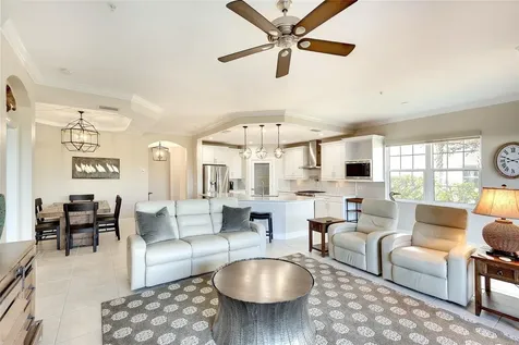 7482 Divot Loop Bradenton FL 34202