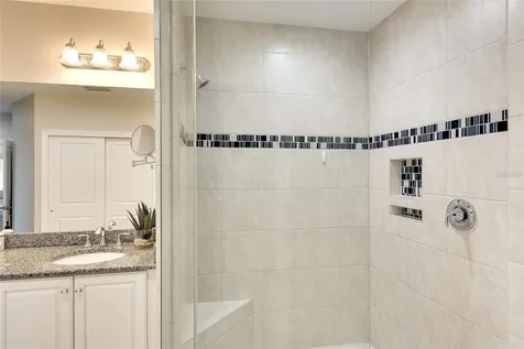 7482 Divot Loop Bradenton FL 34202