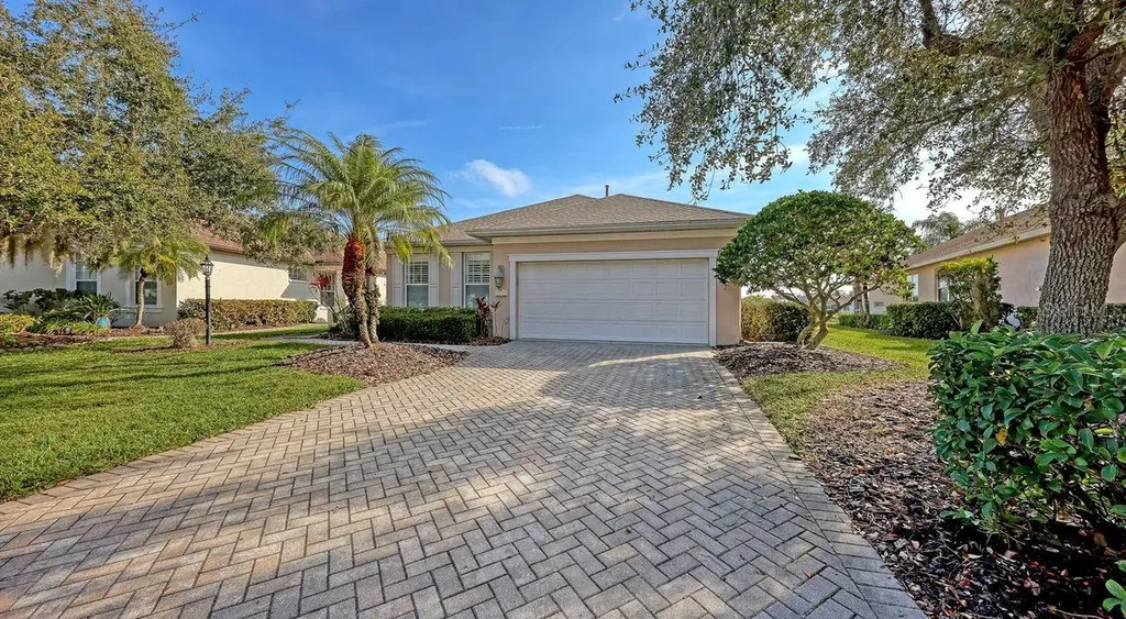 7423 Sea Island Lane Bradenton FL 34201