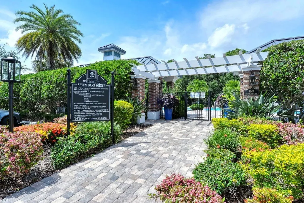 7423 Sea Island Lane Bradenton FL 34201