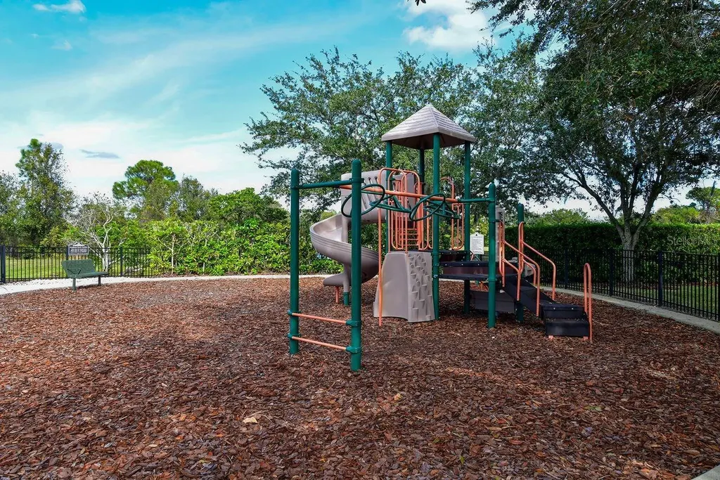 7423 Sea Island Lane Bradenton FL 34201
