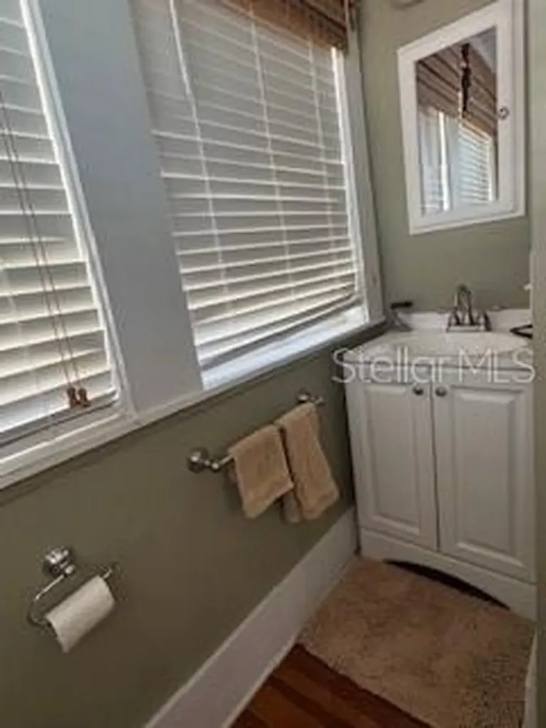 58 S Kentucky Avenue Umatilla FL 32784
