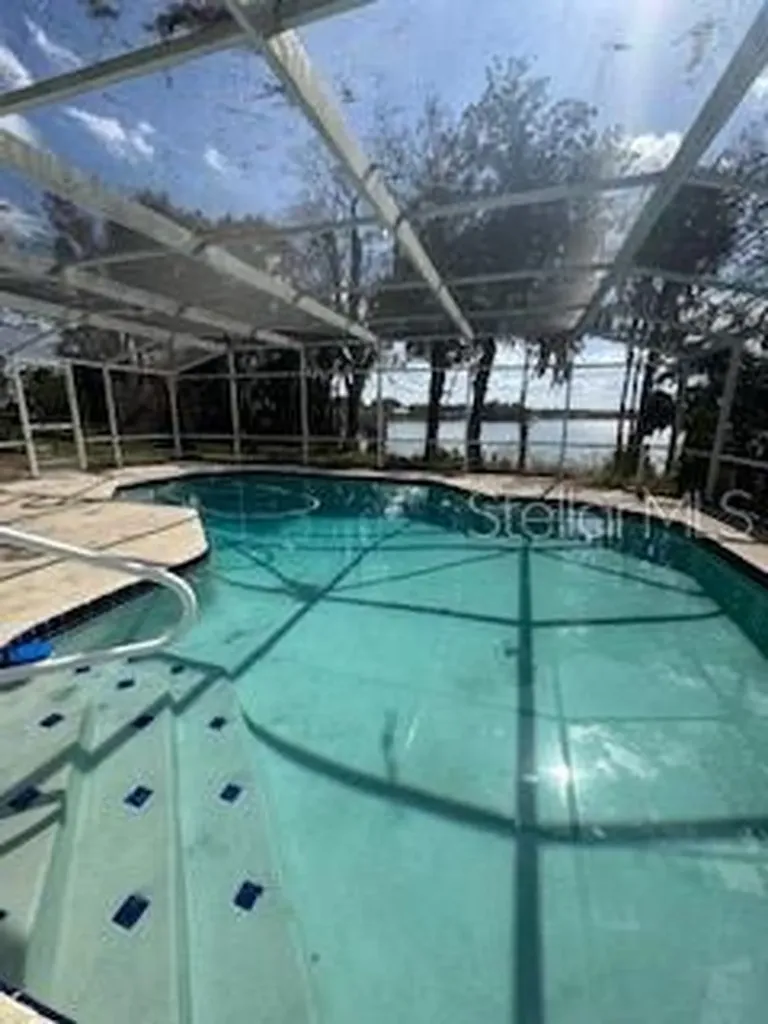 58 S Kentucky Avenue Umatilla FL 32784