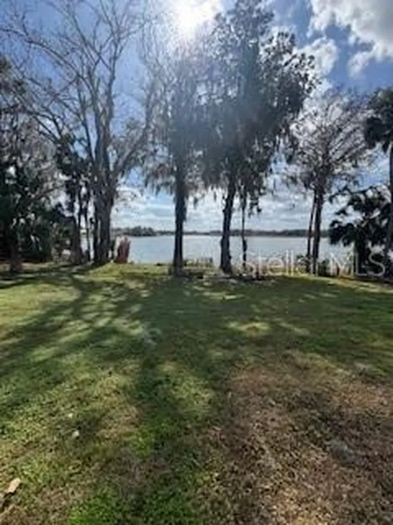 58 S Kentucky Avenue Umatilla FL 32784