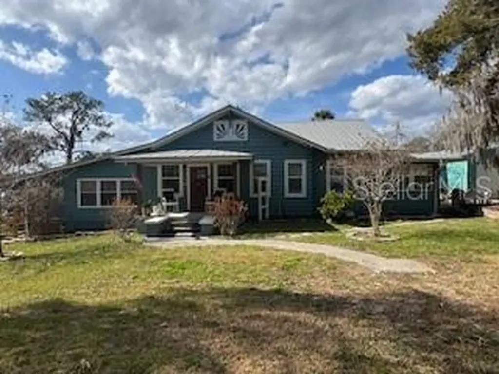 58 S Kentucky Avenue Umatilla FL 32784