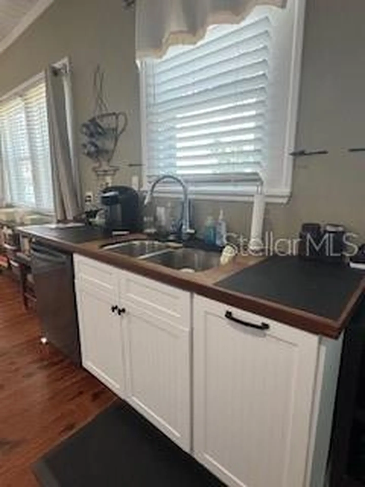 58 S Kentucky Avenue Umatilla FL 32784
