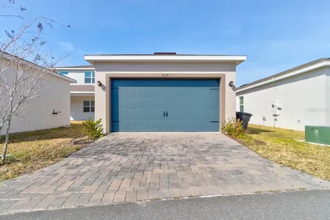 828 Middleton Street Debary FL 32713