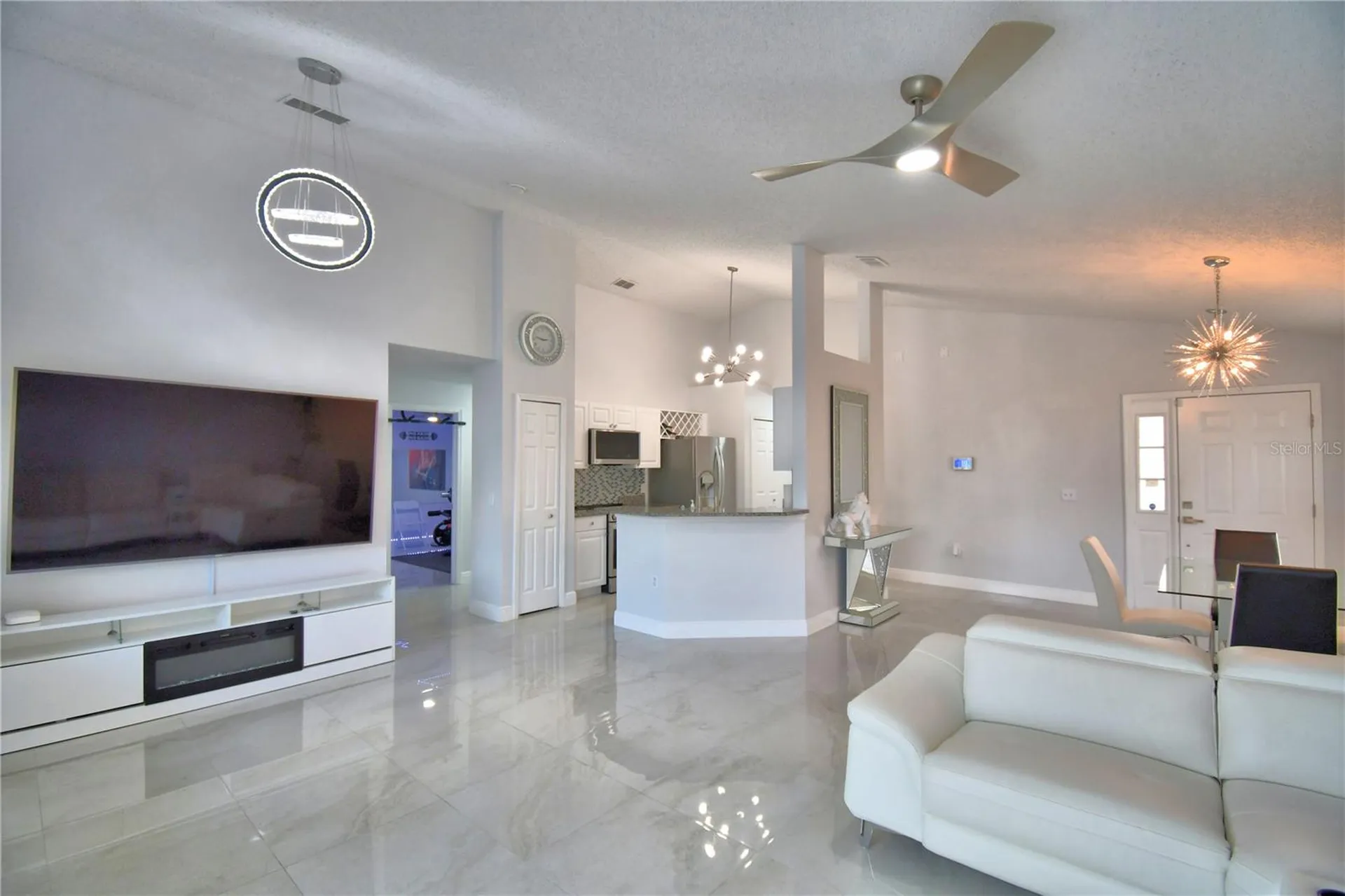 459 Tivoli Circle Davenport FL 33837