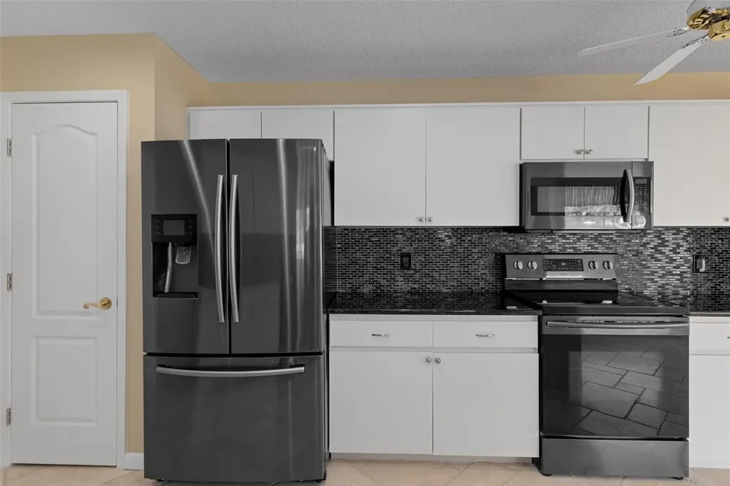 13 S Enclave Point S Homosassa FL 34446