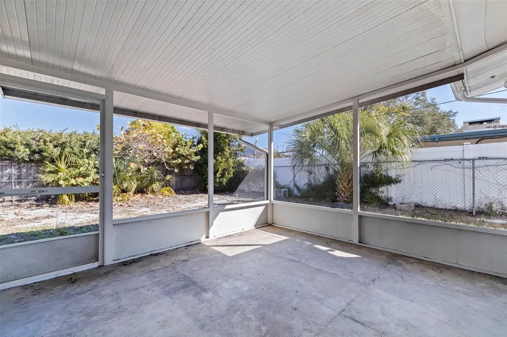 1013 55th Terrace S St Petersburg FL 33705