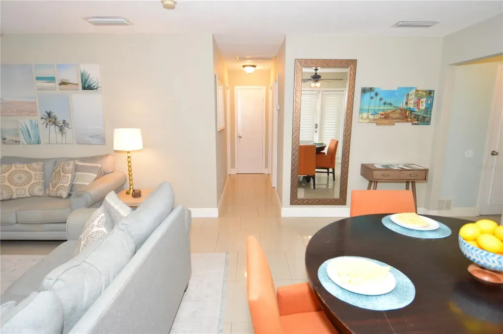 3873 Pompano Drive SE St Petersburg FL 33705