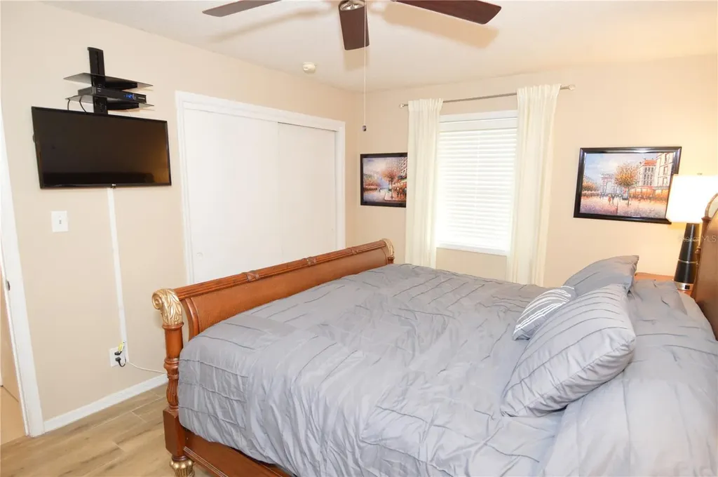 3873 Pompano Drive SE St Petersburg FL 33705
