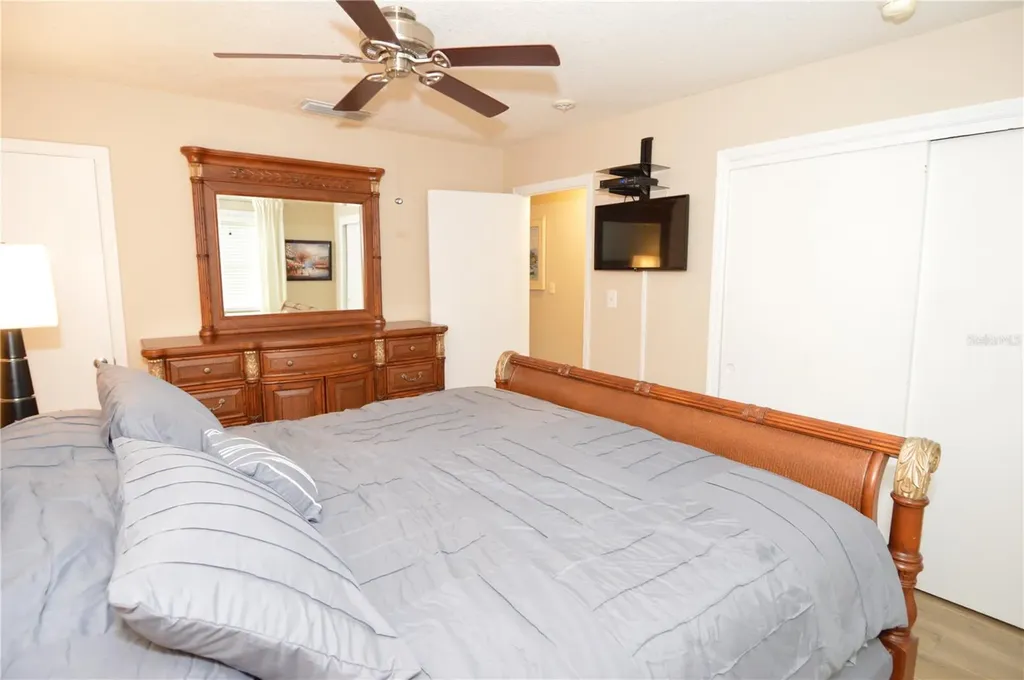 3873 Pompano Drive SE St Petersburg FL 33705