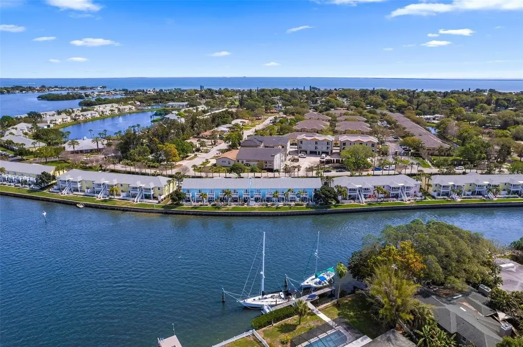 3873 Pompano Drive SE St Petersburg FL 33705