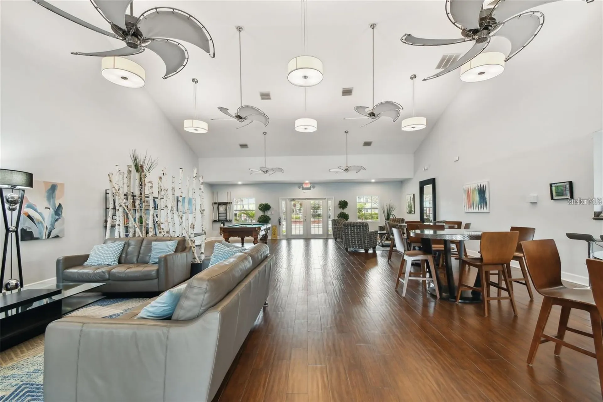 3873 Pompano Drive SE St Petersburg FL 33705