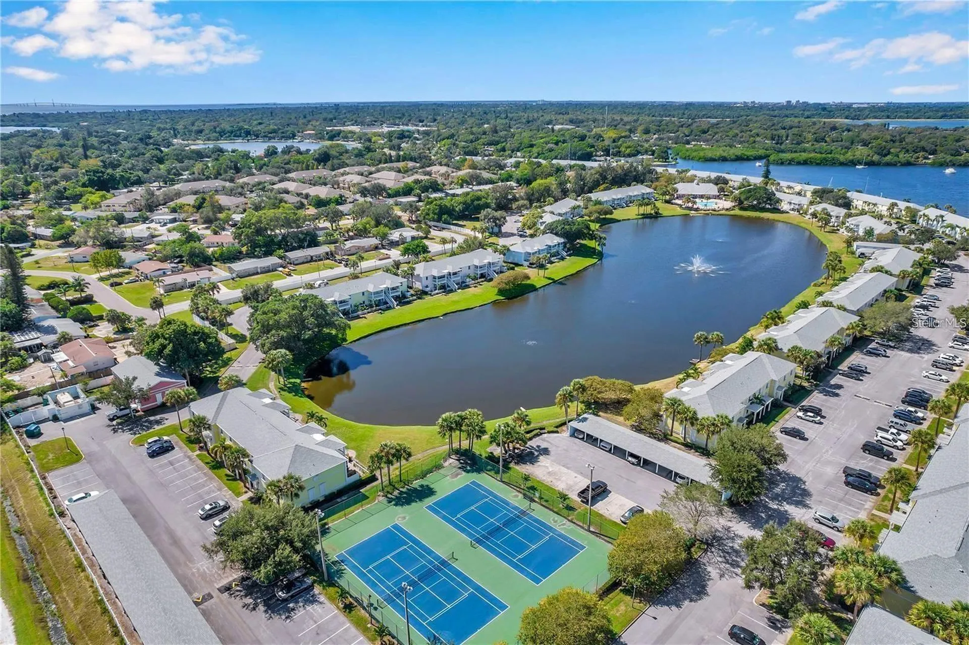 3873 Pompano Drive SE St Petersburg FL 33705