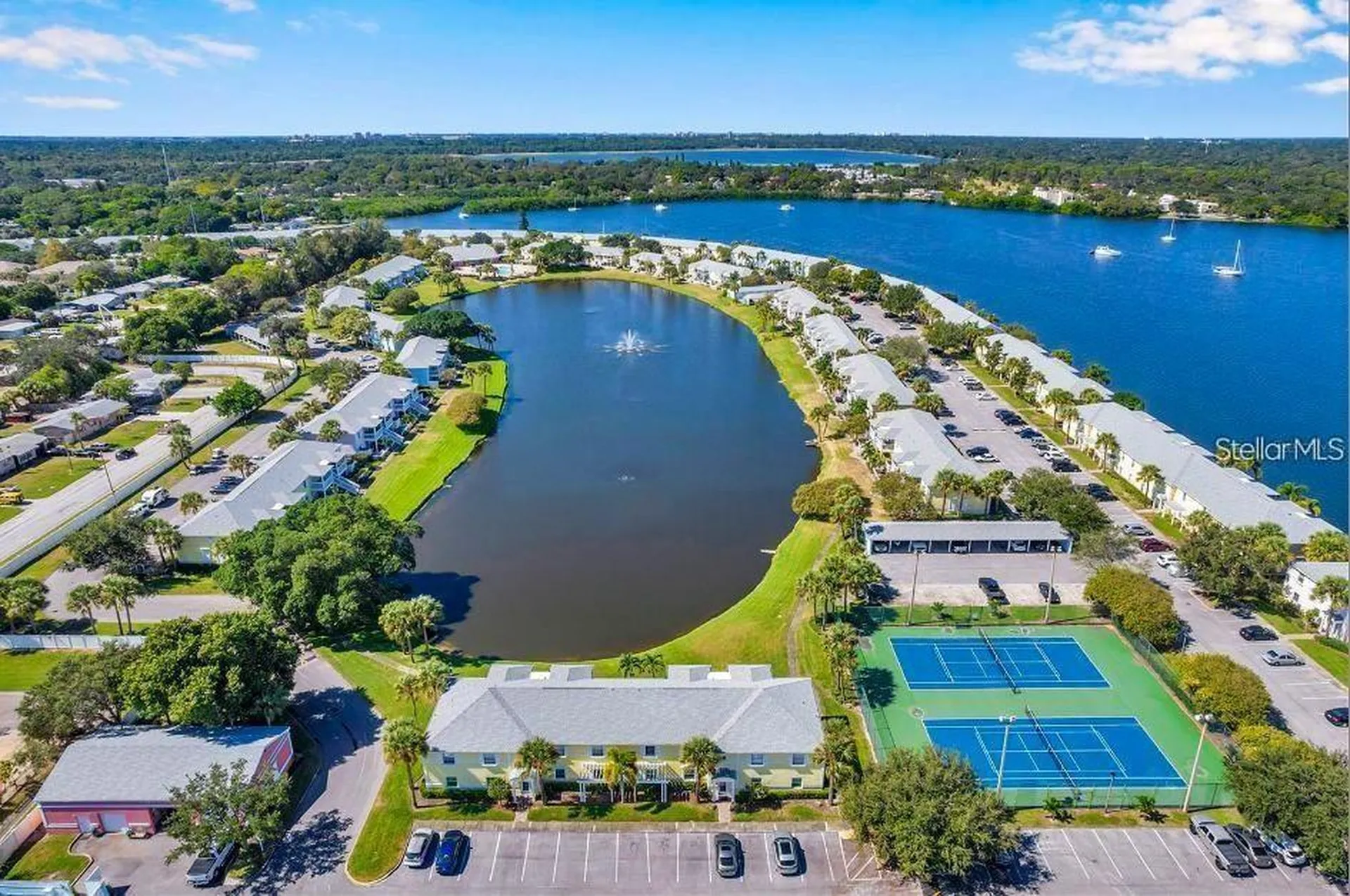 3873 Pompano Drive SE St Petersburg FL 33705